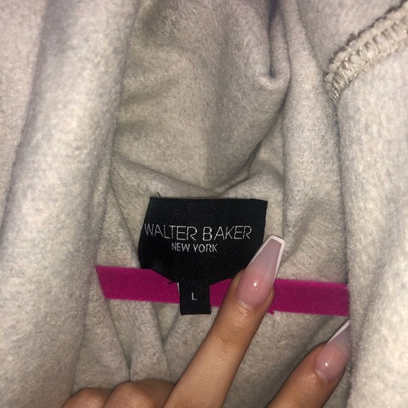 Walter Baker Fleece Cover Up - Picture 7 of 7